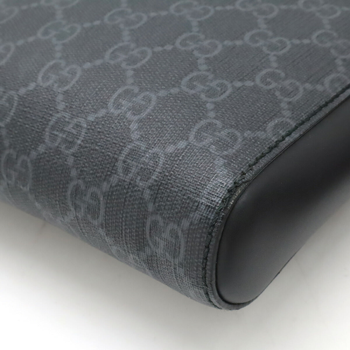 Gucci GG Supreme Messenger Bag