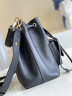 Louis Vuitton LOCKME BUCKET 23 BLACK GRAINED CALF SKIN