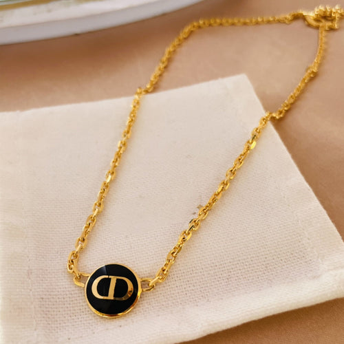 DIOR PEDANT NECKLACE GOLD