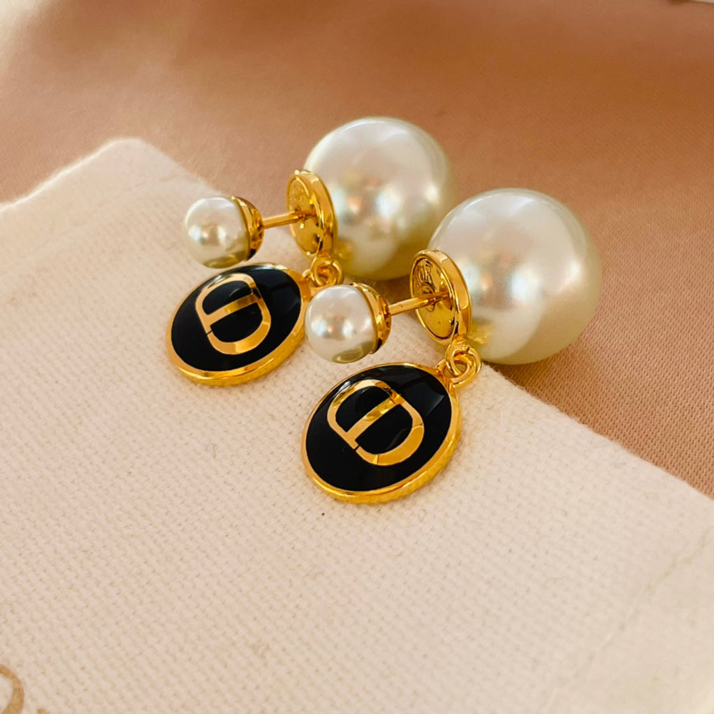 DIOR EARRINGS MOP