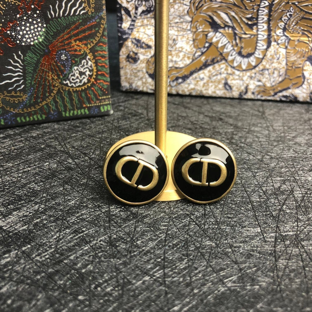 DIOR STUD ONYX EARRINGS