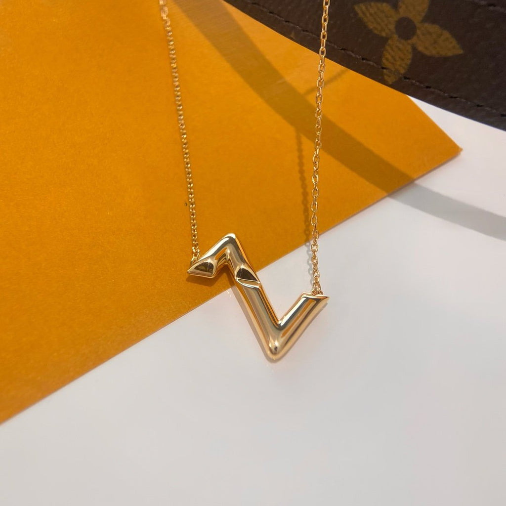Louis Vuitton VOLTE UPSIDE DOWN NECKLACE