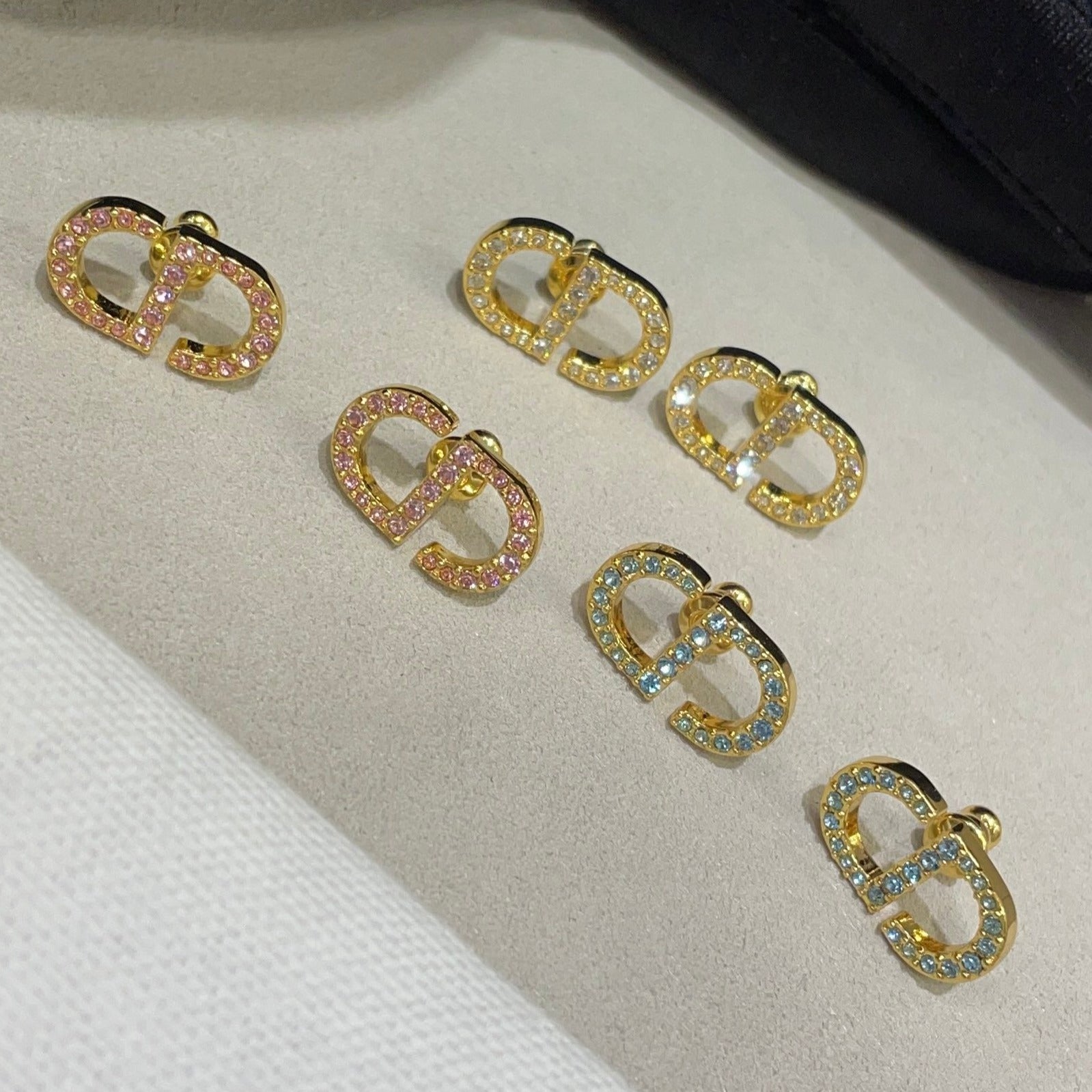 DIOR PETIT DIAMOND GOLD EARRINGS