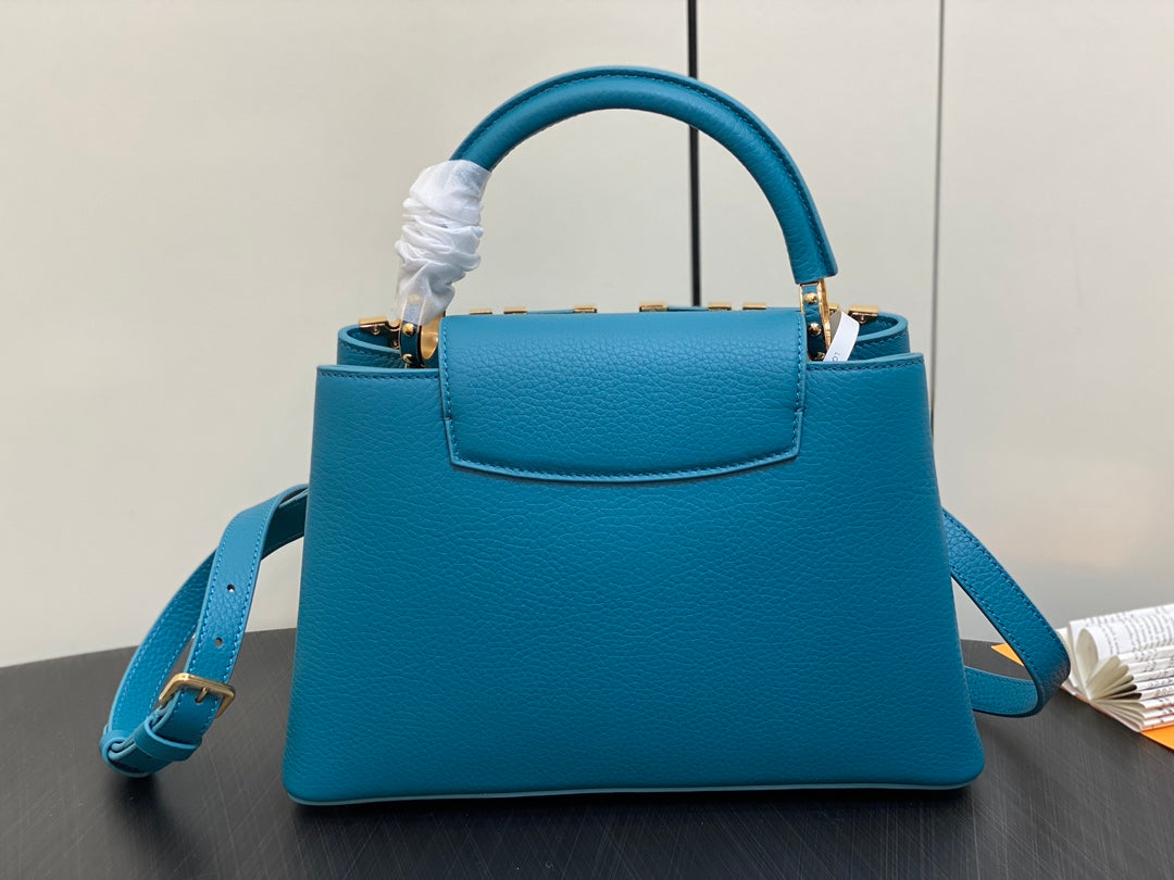 Louis Vuitton CAPUCINES MM 31 BLUE TAURILLON GOLD HARDWARE