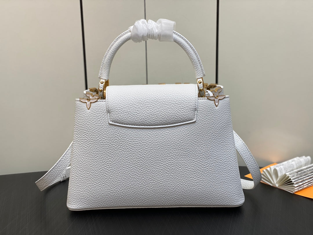 Louis Vuitton CAPUCINES MM 31 WHITE TAURILLON GOLD HARDWARE