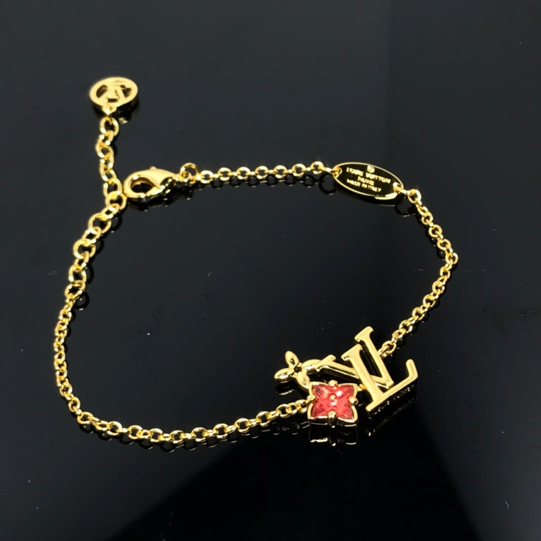 Louis Vuitton LOGO CARNELIAN STAR GOLD BRACELET