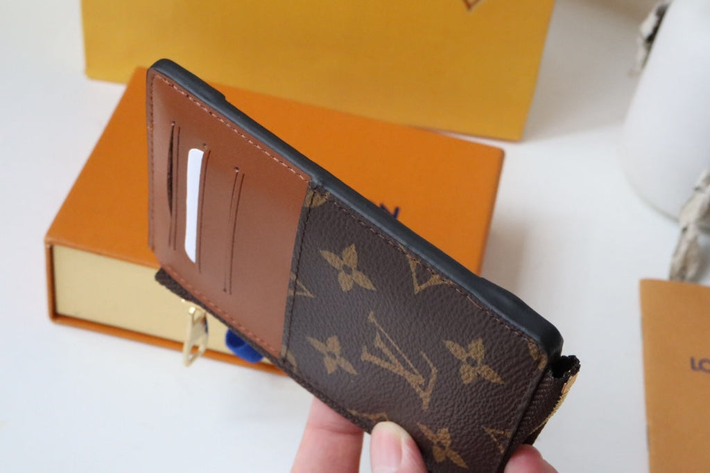 Louis Vuitton TRUNK MULTI CARD HOLDER CASE BROWN