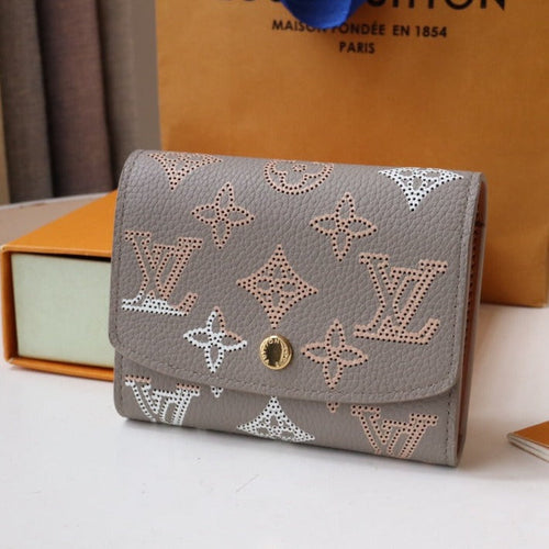 Louis Vuitton VICTORINE WALLET 12 MAHINA LEATHER