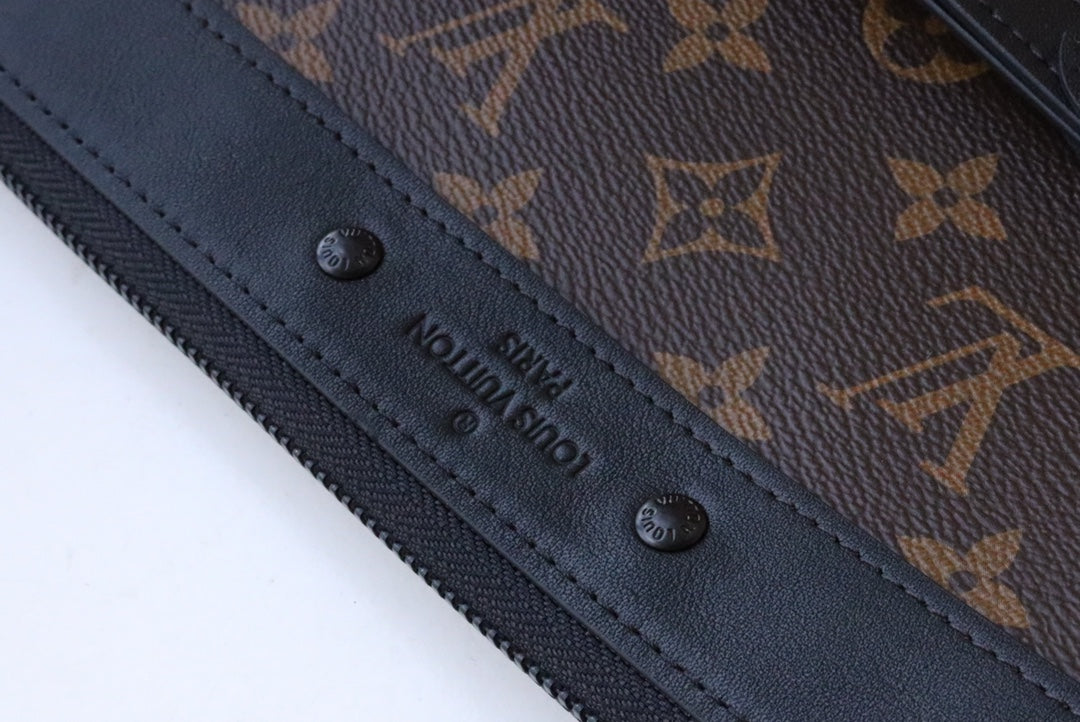 Louis Vuitton POCHETTE TO GO 30 MONOGRAM CANVAS