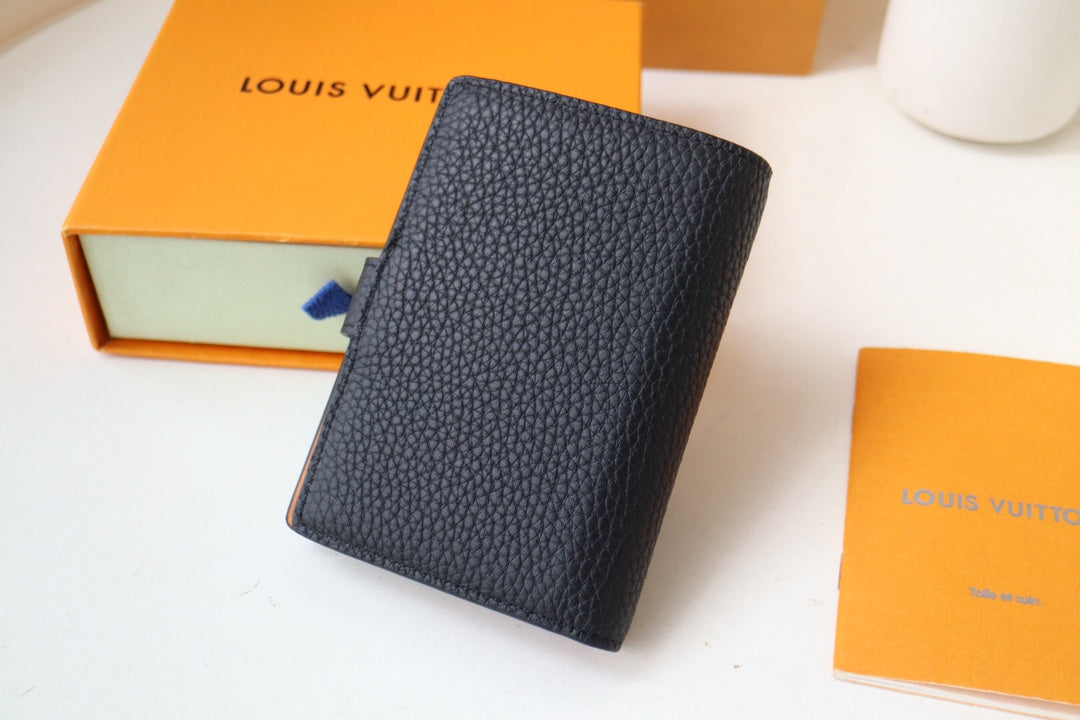 Louis Vuitton VERTICAL COMPACT WALLET BLACK CAPUCINES