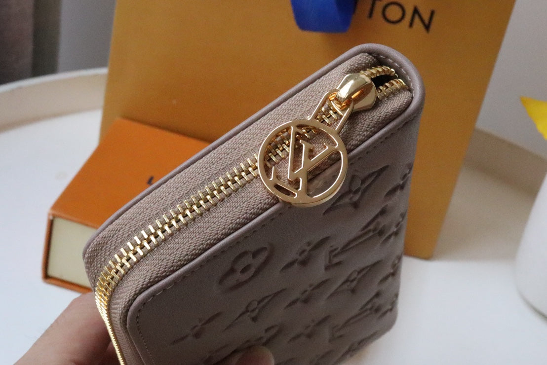 Louis Vuitton ZIPPY WALLET 19 BEIGE EMBOSSED LAMBSKIN