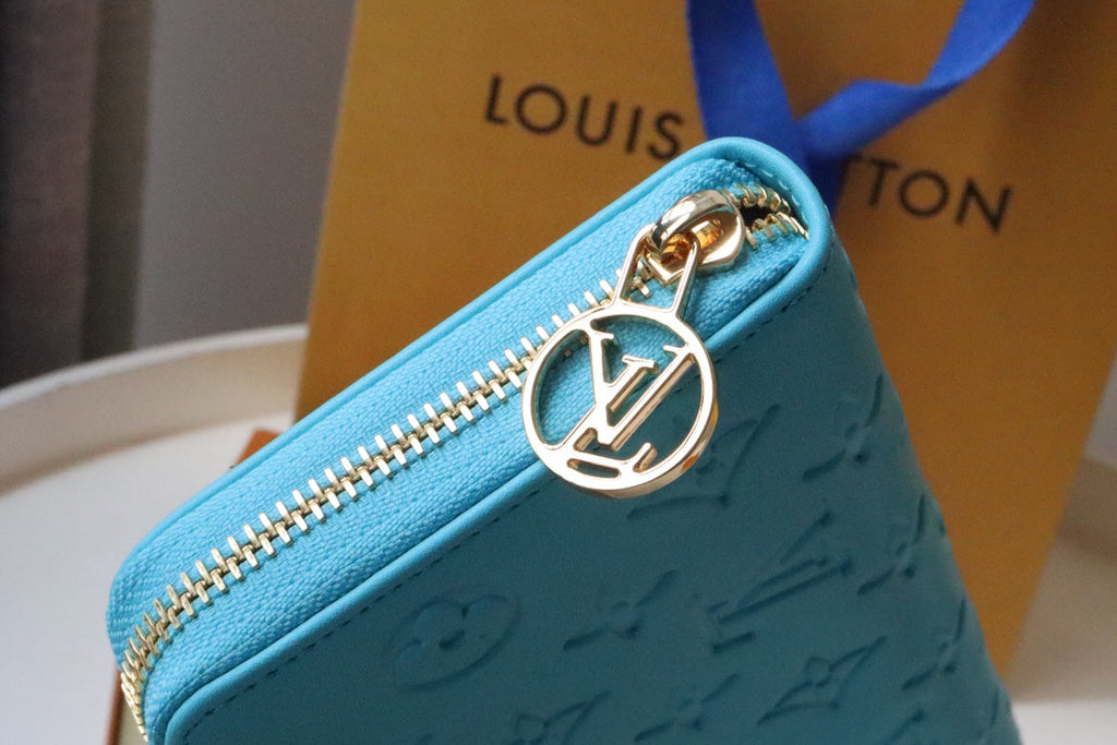 Louis Vuitton ZIPPY WALLET 19 CLOUD BLUE EMBOSSED LAMBSKIN