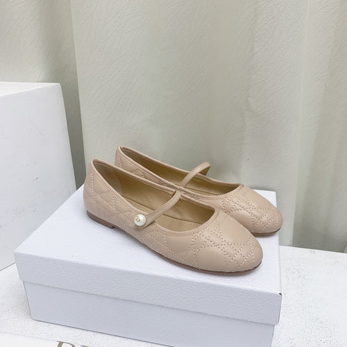 DIOR BALLET FLAT BEIGE MOP MIDDLE