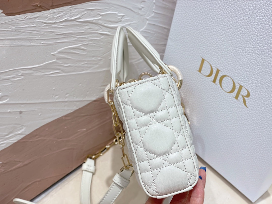 DIOR SMALL LADY D-JOY 22 WHITE LAMBSKIN