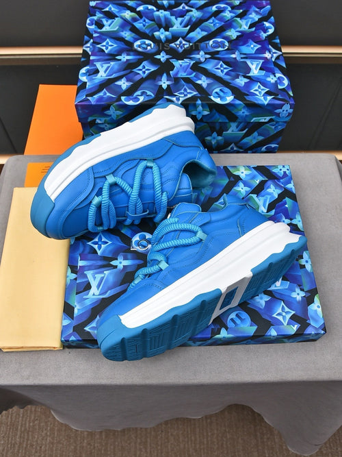 Louis Vuitton SNEAKERS BLUE LACE-UP