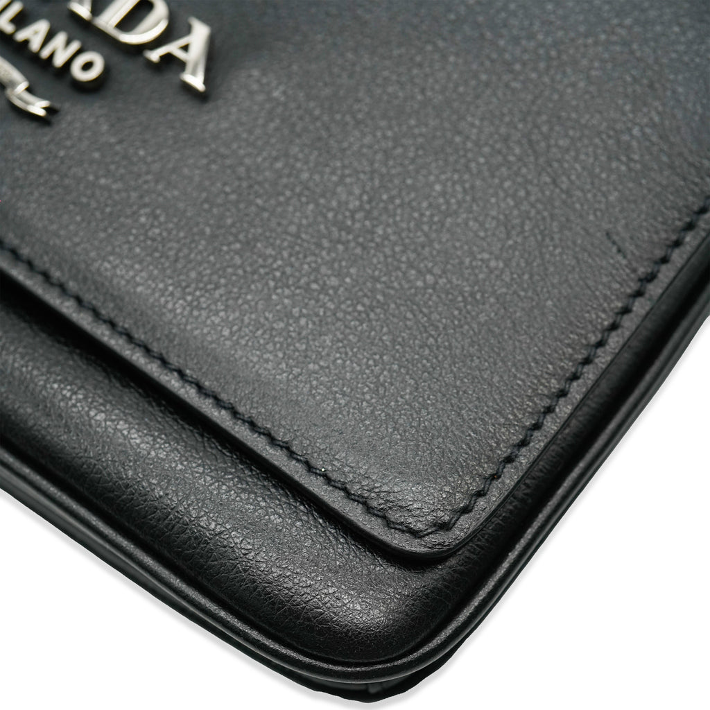 PRADA - Black Calfskin Logo Flap Chain Crossbody
