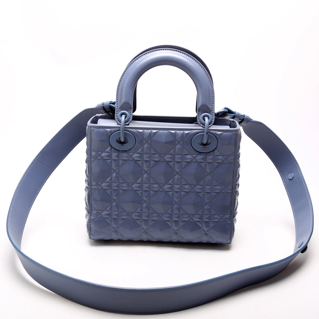 Lady Dior Medium Diamond Cannage Blue