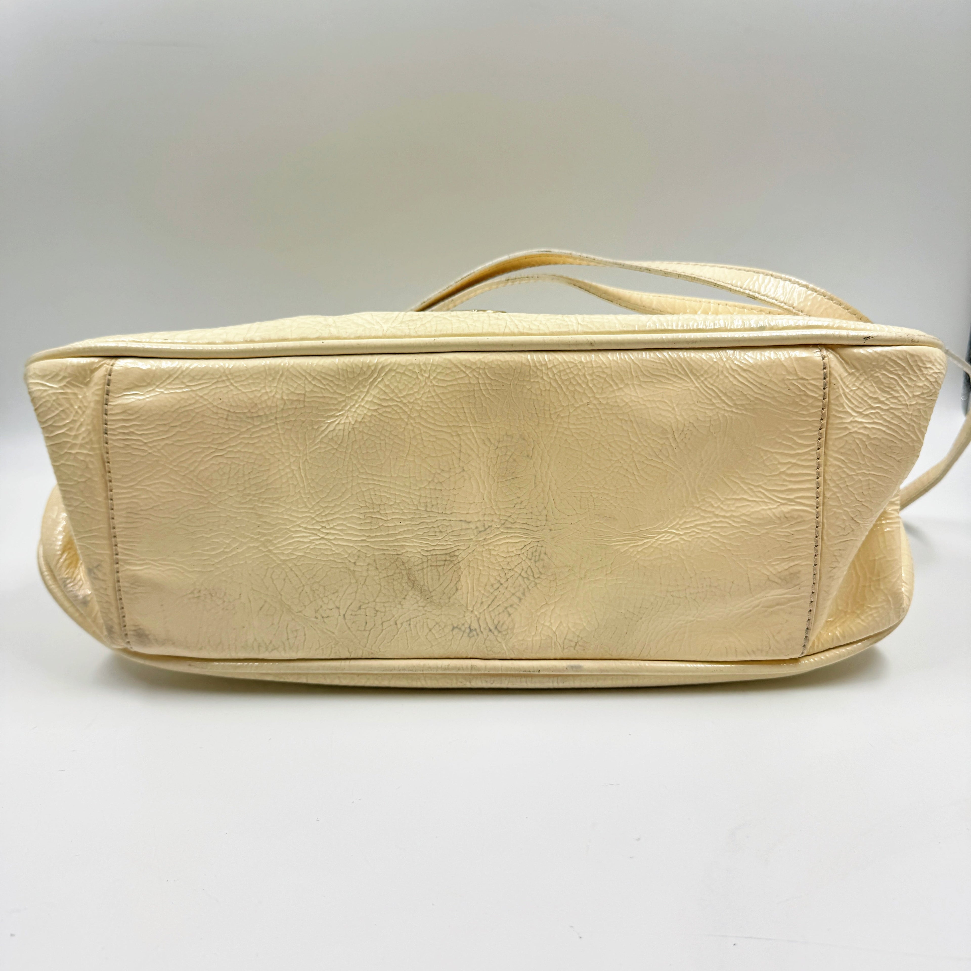 Fendi Baguette Patent Lather Shoulder Bag TWS