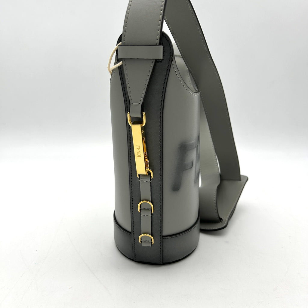Sunshine leather tote Fendi Grey in Leather ITXZUDEESHNQ