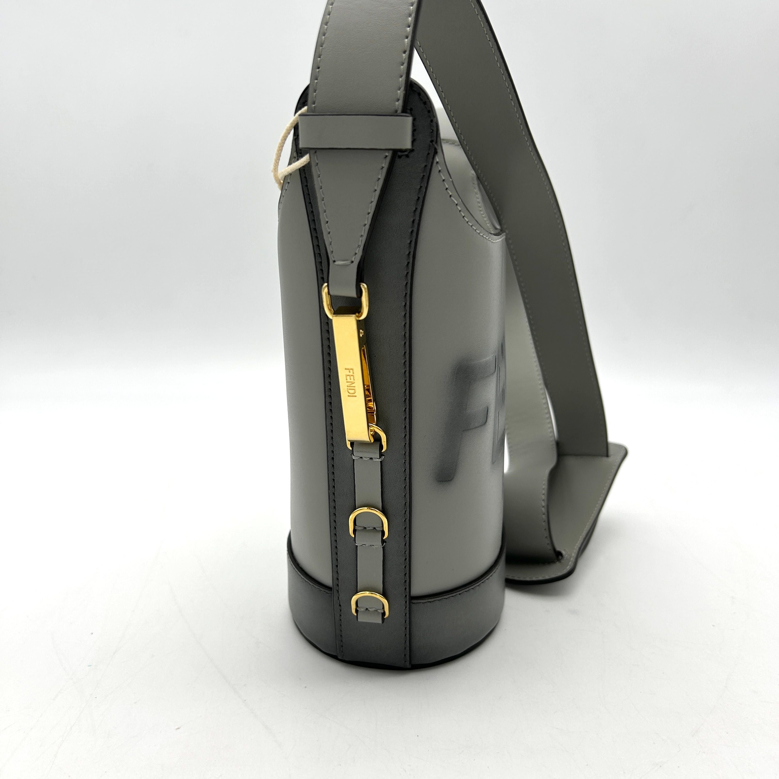 Sunshine leather tote Fendi Grey in Leather ITXZUDEESHNQ