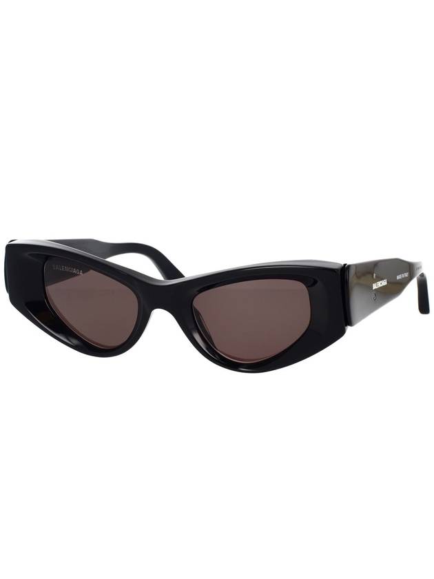 Balenciaga Eyewear Cat Eye Frame Sunglasses BB0243S