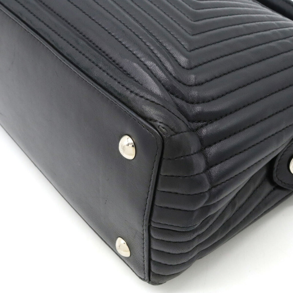 FENDI.com Click Handbag Shoulder Bag Leather Black 8BN299