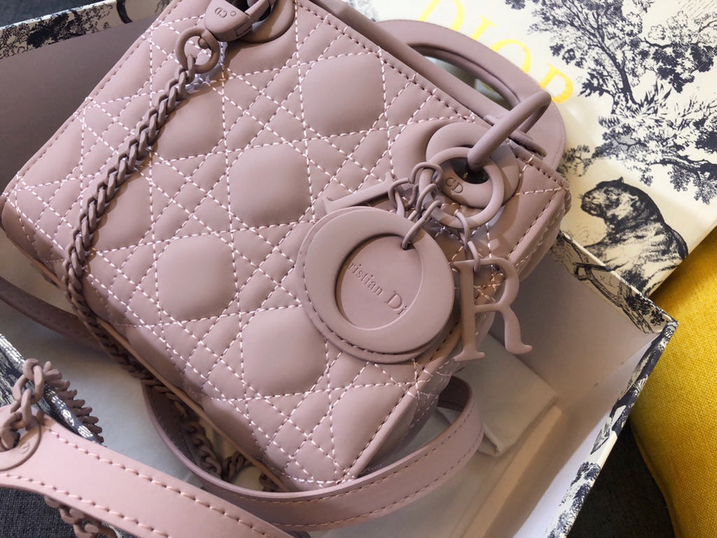 DIOR MINI LADY 17 BAG IN LIGHT PINK CALFSKIN