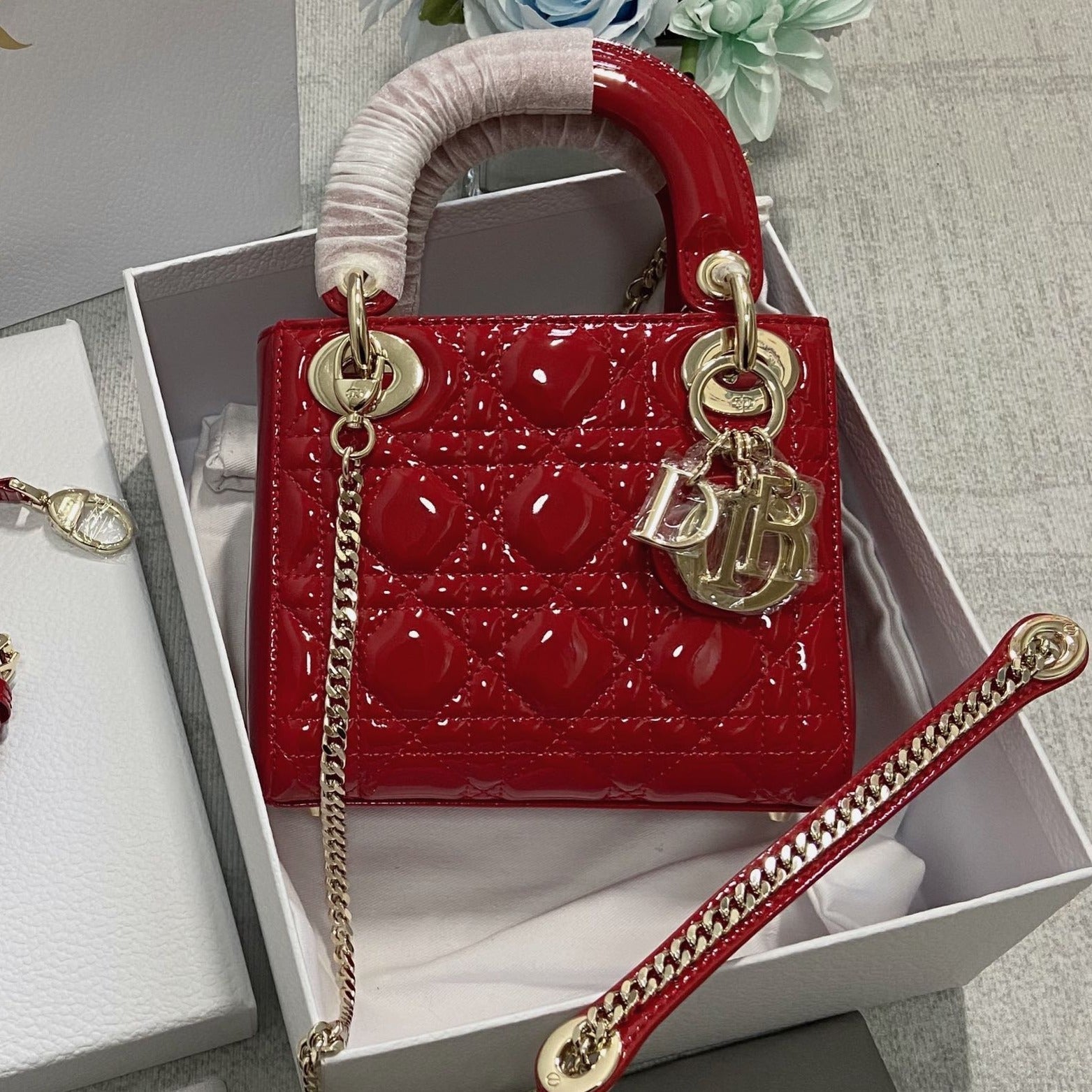 DIOR mini lady 17 red patent calfskin