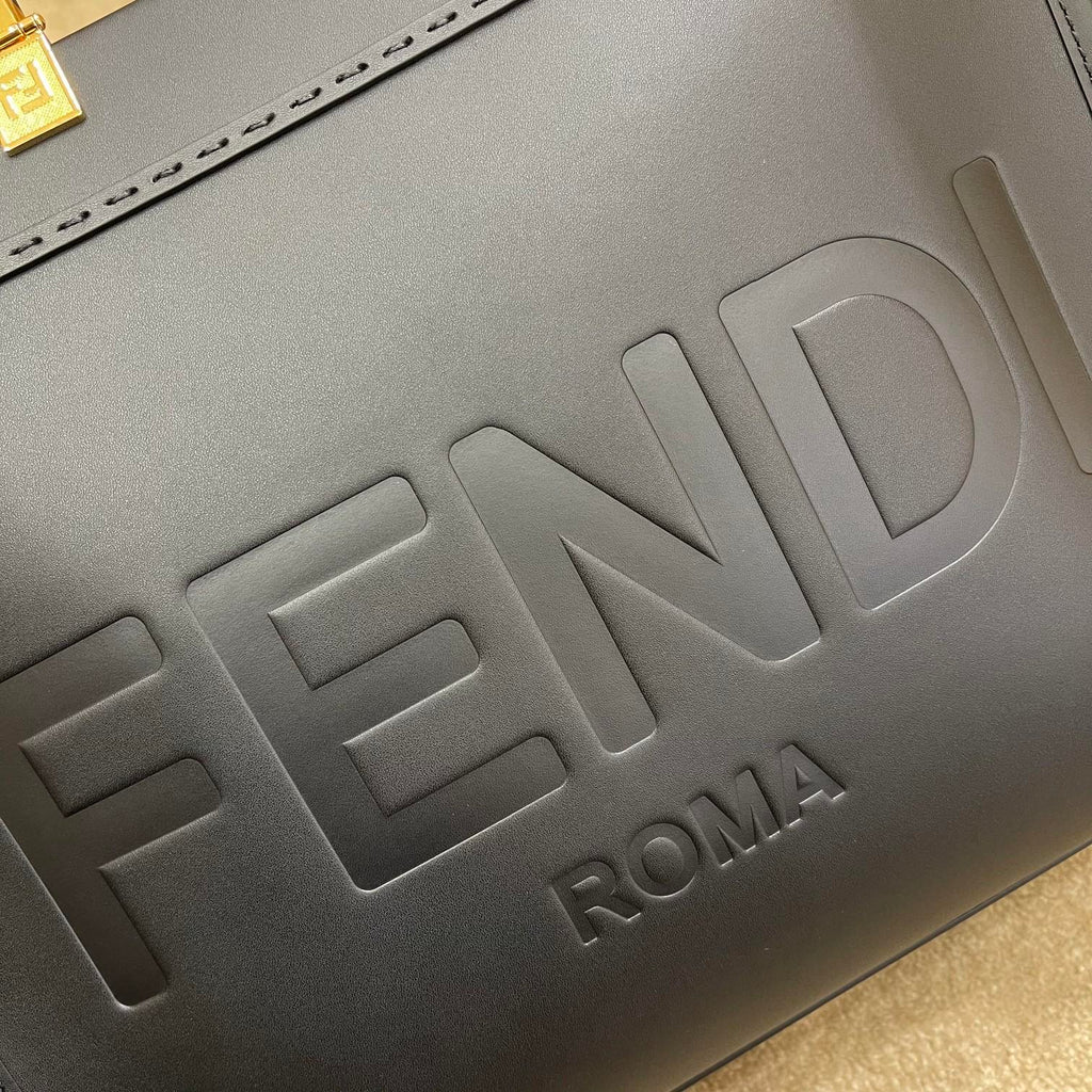 FENDI SHINE LARGE 35 TOTE IN BLACK CALFSKIN