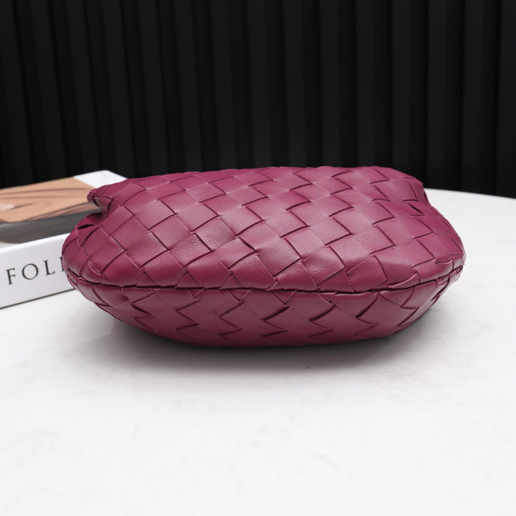 Bottega Veneta mini jodie 28 burgundy lambskin