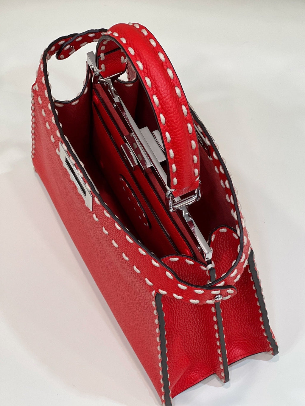 FENDI PEEKABOO ISEEU 33 IN RED GRAINED CALFSKIN SILVER HARDWARE