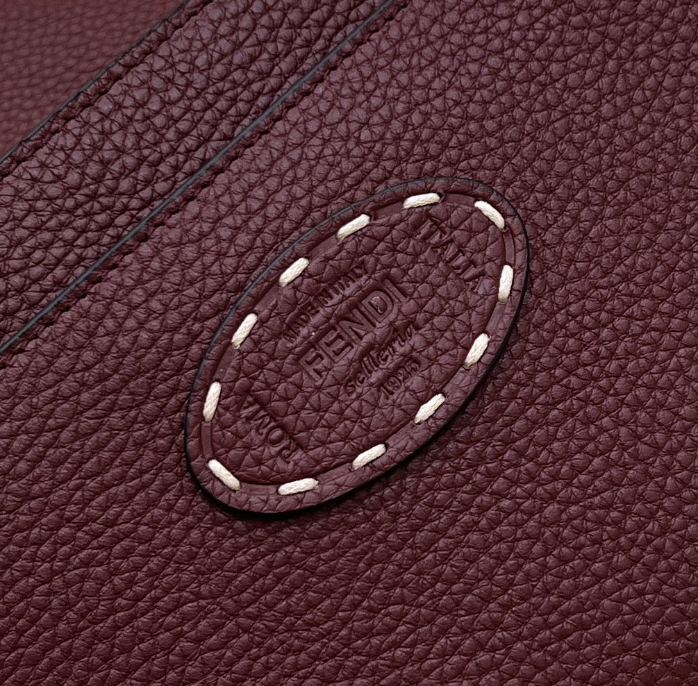 FENDI PEEKABOO ISEEU 33 IN SANGRIA RED GRAINED CALFSKIN GOLD HARDWARE