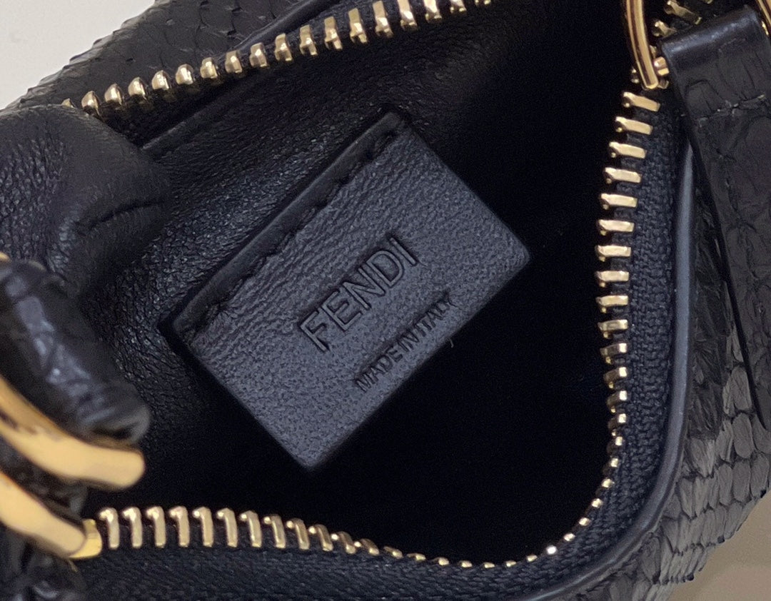 FENDI FENDIGRAPHY MINI 16 BAG IN BLACK CALFSKIN GOLD HARDWARE