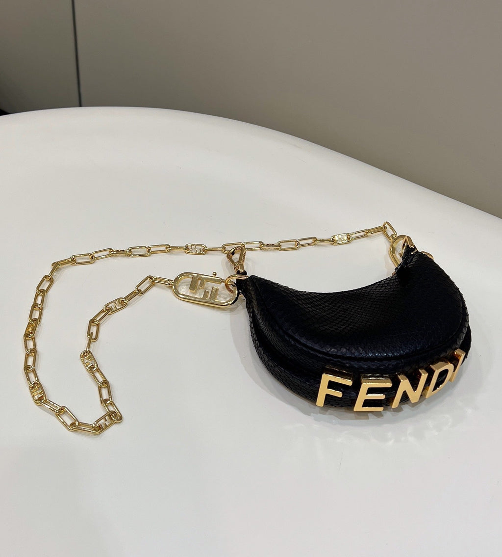 FENDI FENDIGRAPHY MINI 16 BAG IN BLACK CALFSKIN GOLD HARDWARE