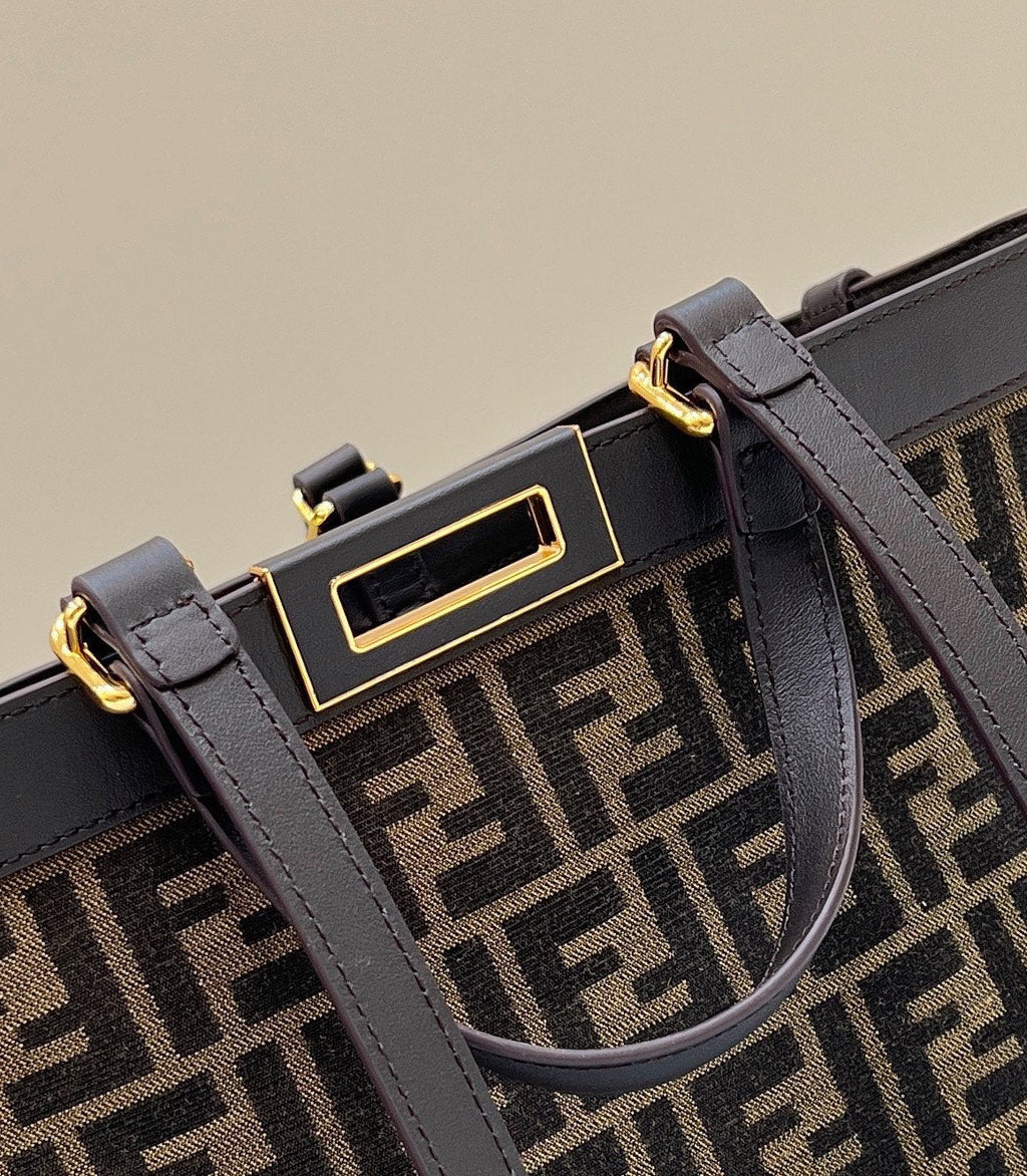 FENDI FENDI TOTE 41 BAG IN BROWN MIX BLACK MONOGRAM CANVAS GOLD HARDWARE