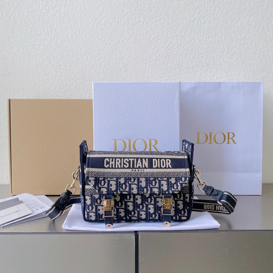 DIOR SMALL  DIORCAMP BAG 23 OBLIQUE BLUE EMBROIDERY