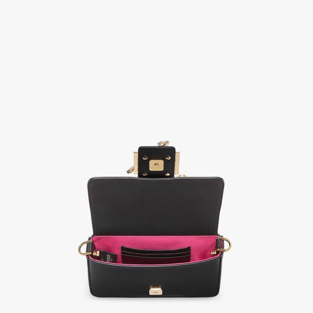 FENDI FENDI FENDACE BROOCH MINI 20 BAGUETTE BAG IN BLACK CALFSKIN