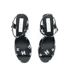 Chanel Size 39 22S Printed Lambskin Sandals Black/White