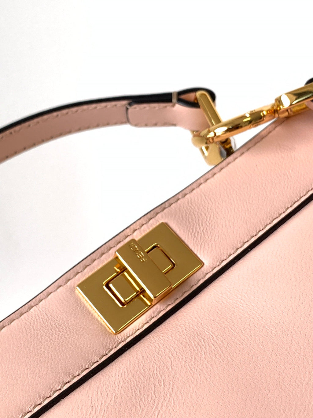 FENDI Peekaboo ISeeU Petite 20 Bag Pink Lambskin Ghw