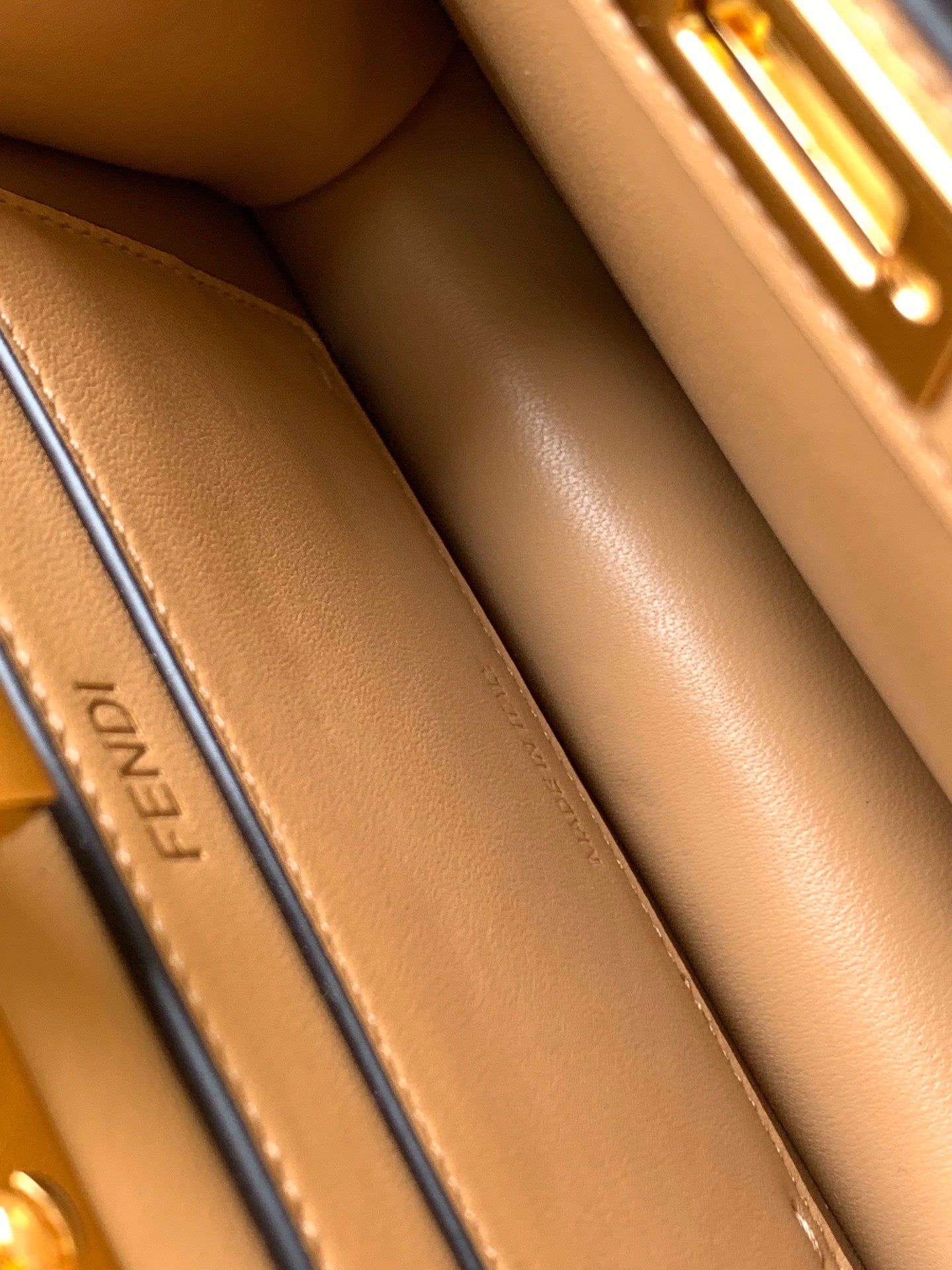 FENDI Peekaboo ISeeU Petite 20 Bag Light Brown Lambskin Ghw