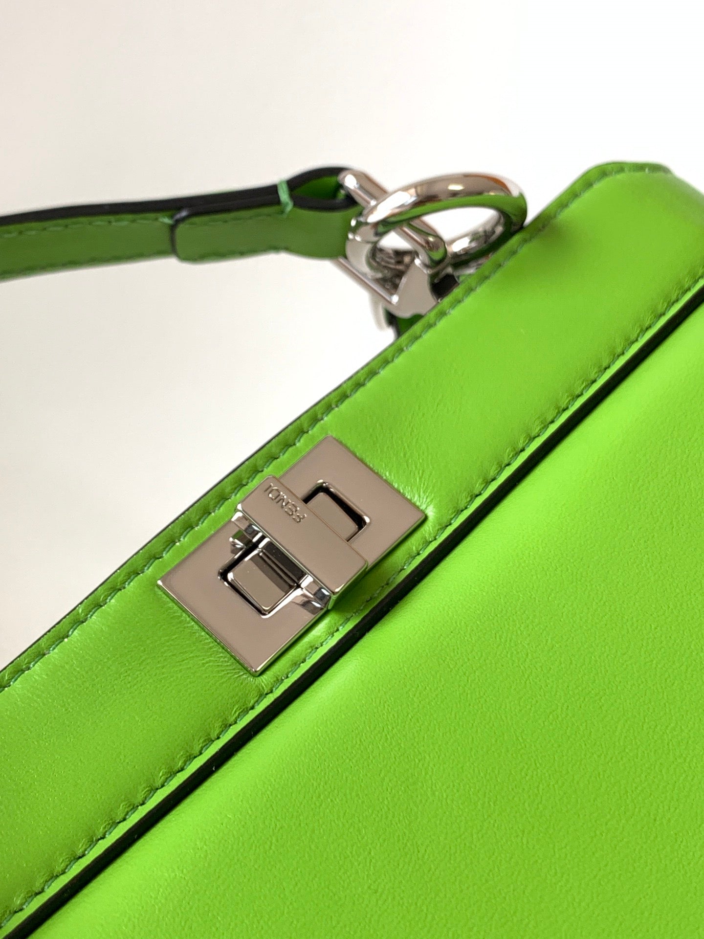 FENDI Peekaboo ISeeU Petite 20 Bag Green Lambskin Shw