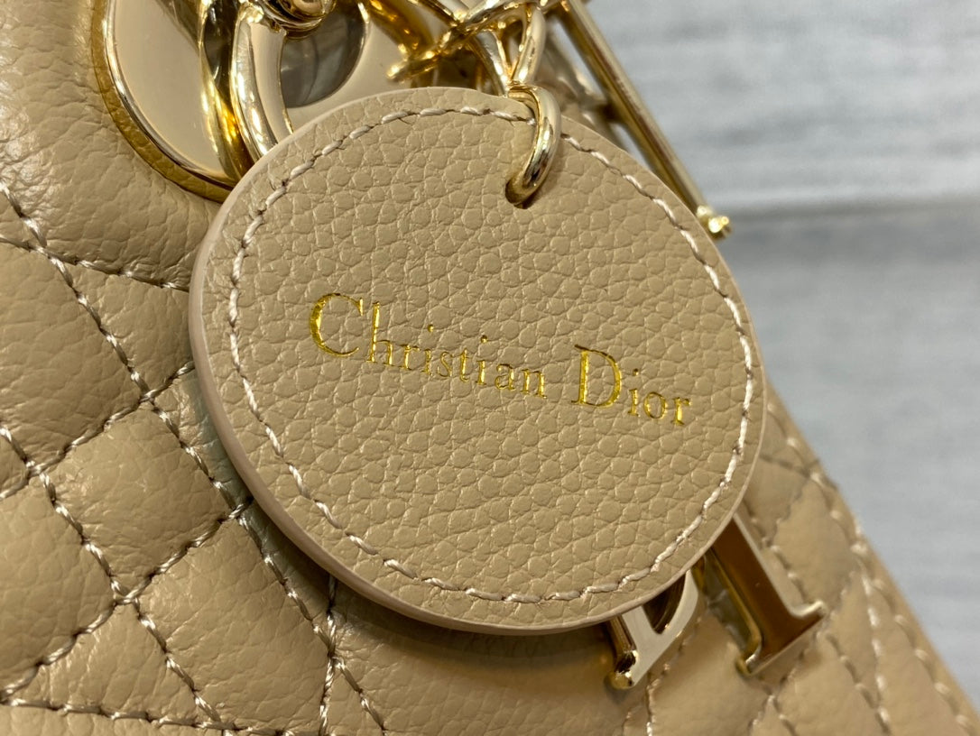 DIOR mini lady 17cm ecru calfksin ghw