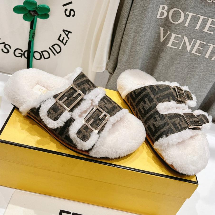 FENDI FENDI DAD SANDAL MULE IN BROWN MONOGRAM FF CANVAS WITH WHITE FLEECE