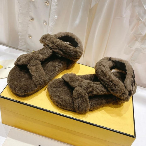 FENDI FENDI DAD SANDAL IN MOCHA BROWN FLEECE