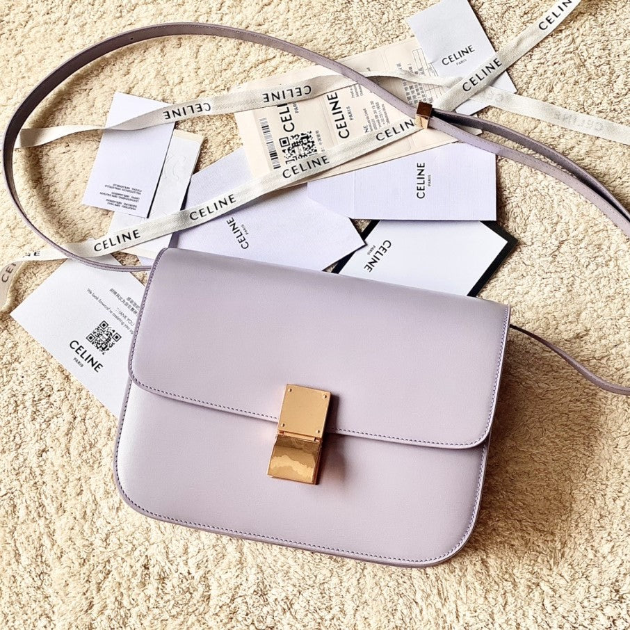 Celine CELINE MEDIUM CLASSIQUE BAG 24CM LIGHT PURPLE CALFSKIN