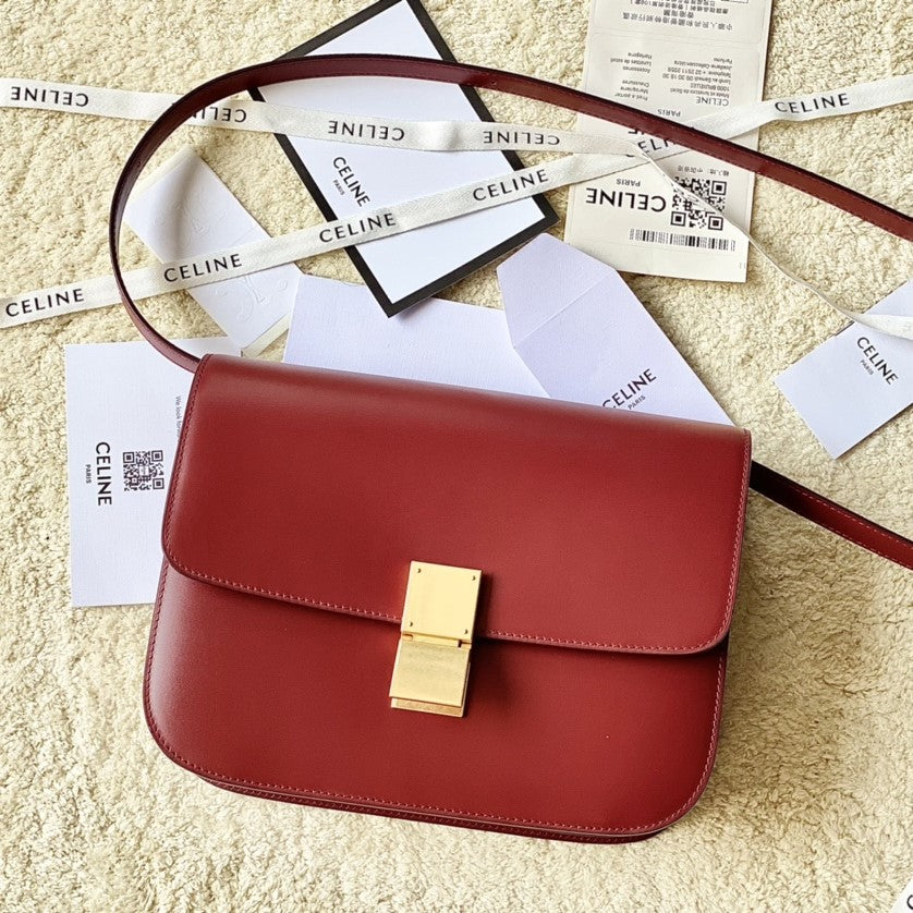 Celine CELINE MEDIUM CLASSIQUE BAG 24CM RED CALFSKIN