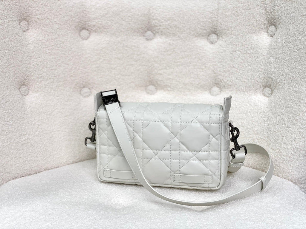 DIOR SMALL  DIORCAMP BAG 23 IN WHITE CALFSKIN