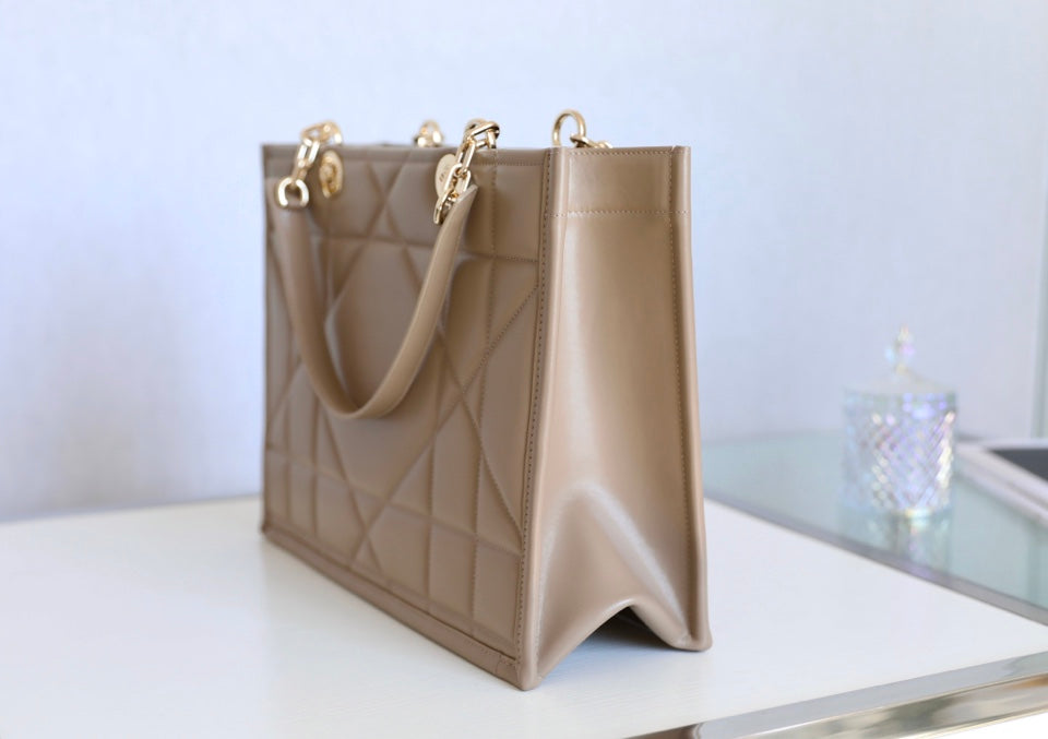 DIOR MEDIUM TOTE BOOK 26 BAG IN BEIGE CREAM CALFSKIN