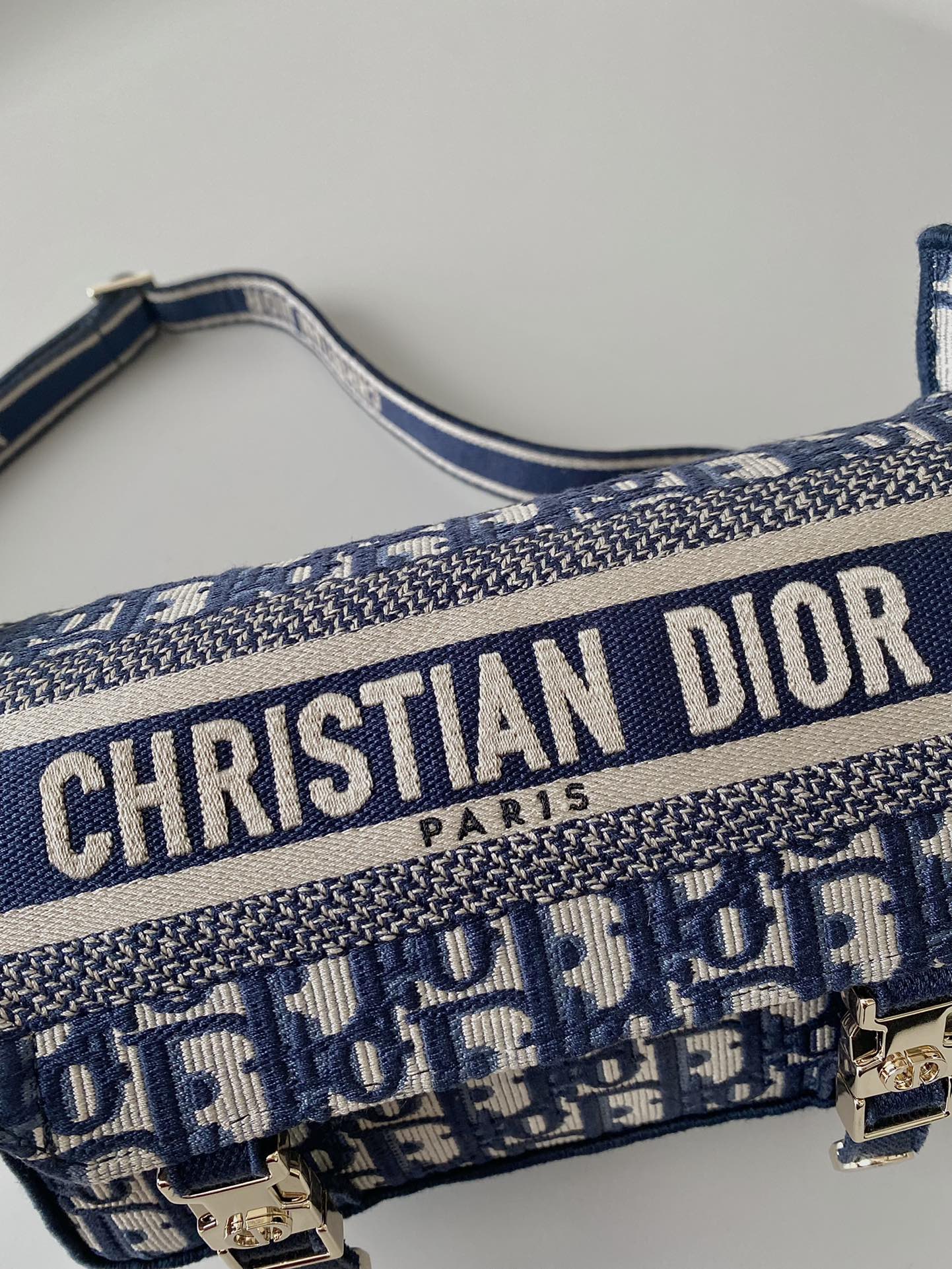 DIOR SMALL  DIORCAMP BAG 23 OBLIQUE BLUE EMBROIDERY