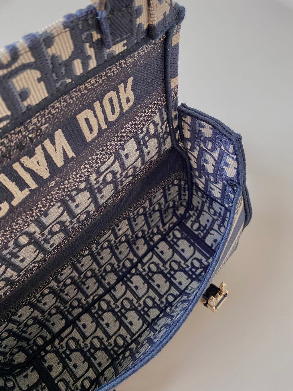DIOR SMALL  DIORCAMP BAG 23 OBLIQUE BLUE EMBROIDERY